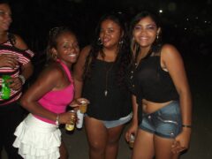 Oktober 10 Anos